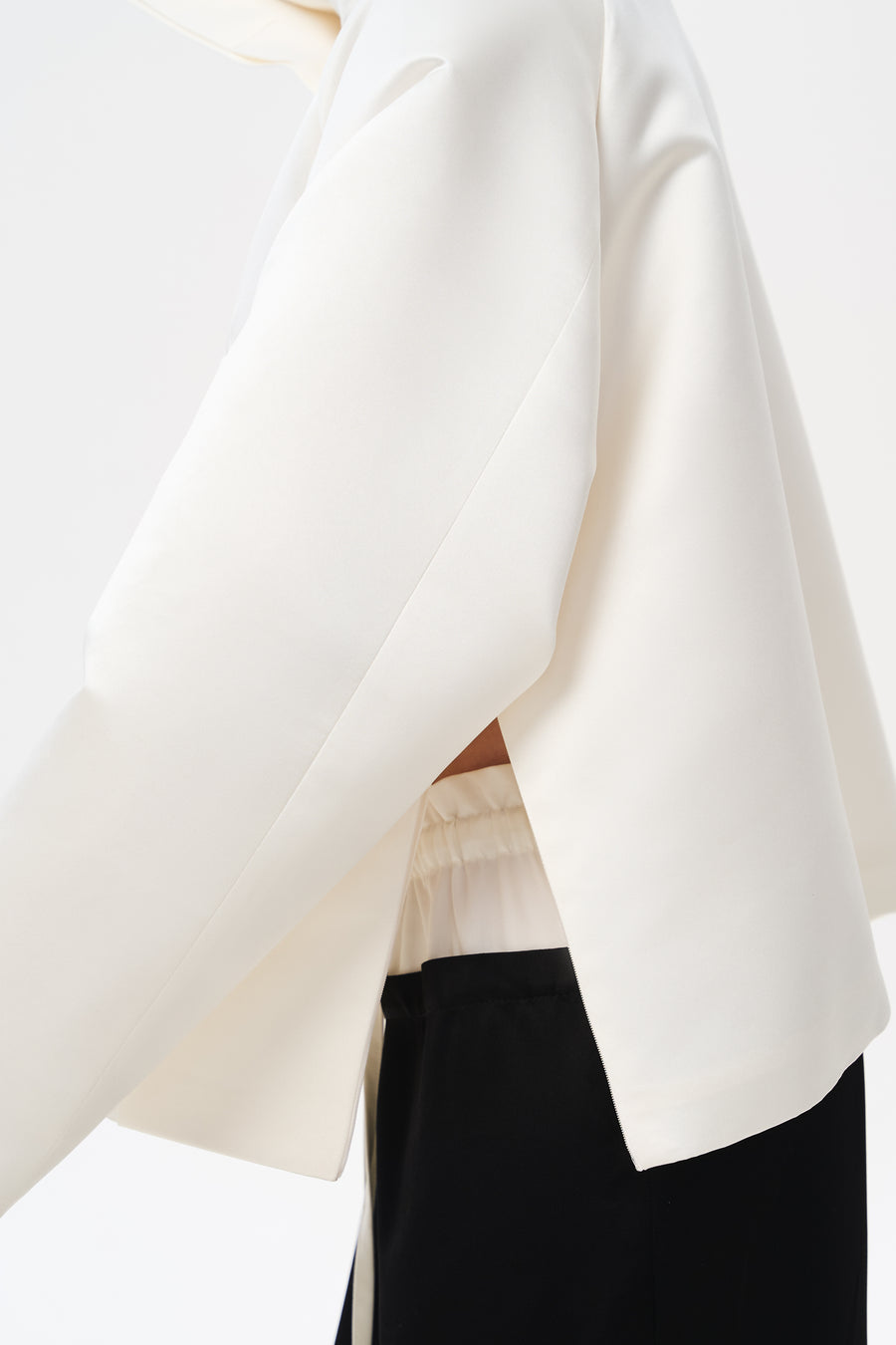 SCULPTURAL SILK ANORAK | VANILLA