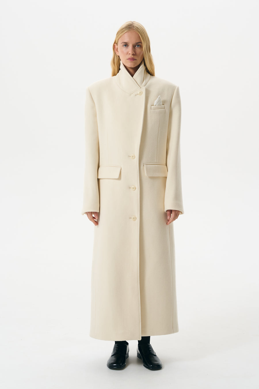 SIGNATURE SINGLE-BREASTED COAT | VANILLA