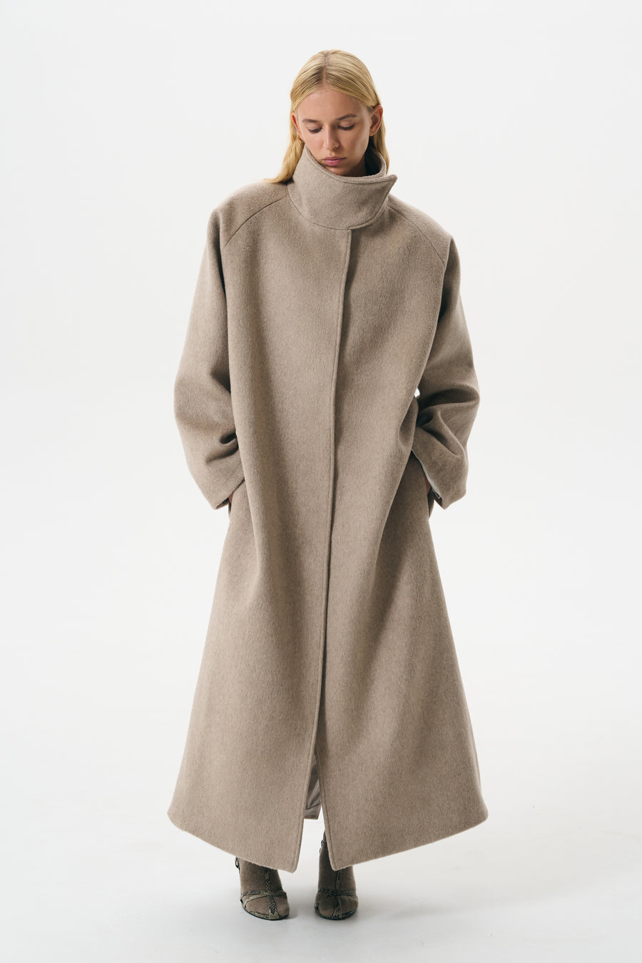 LONG ALPACA COAT | BARLEY