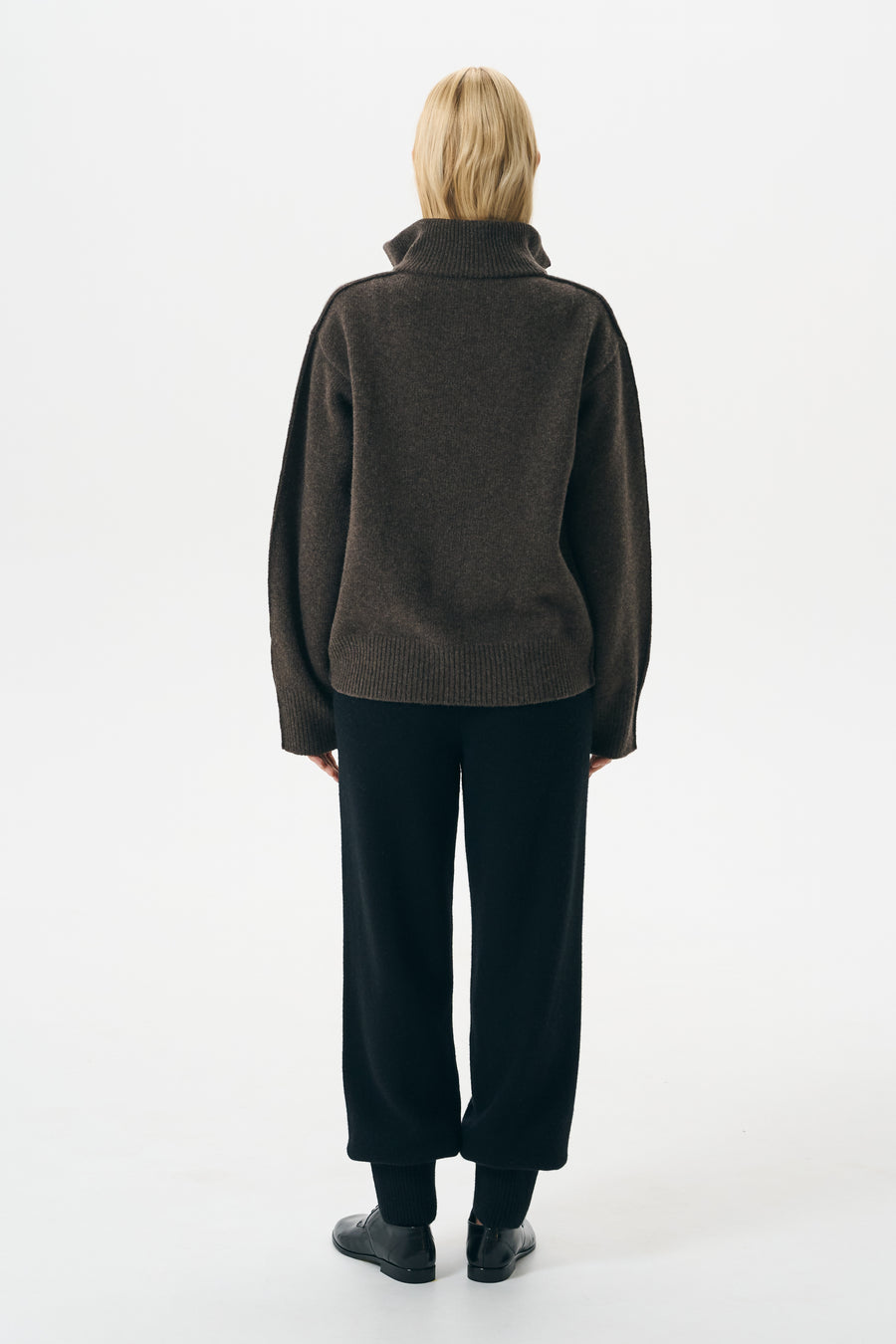 REVERSE LAMBSWOOL POLO | HAZELNUT