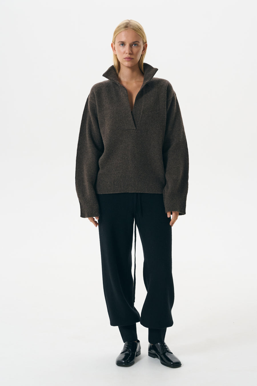 RELAX KNITTED JOGGERS | BLACK